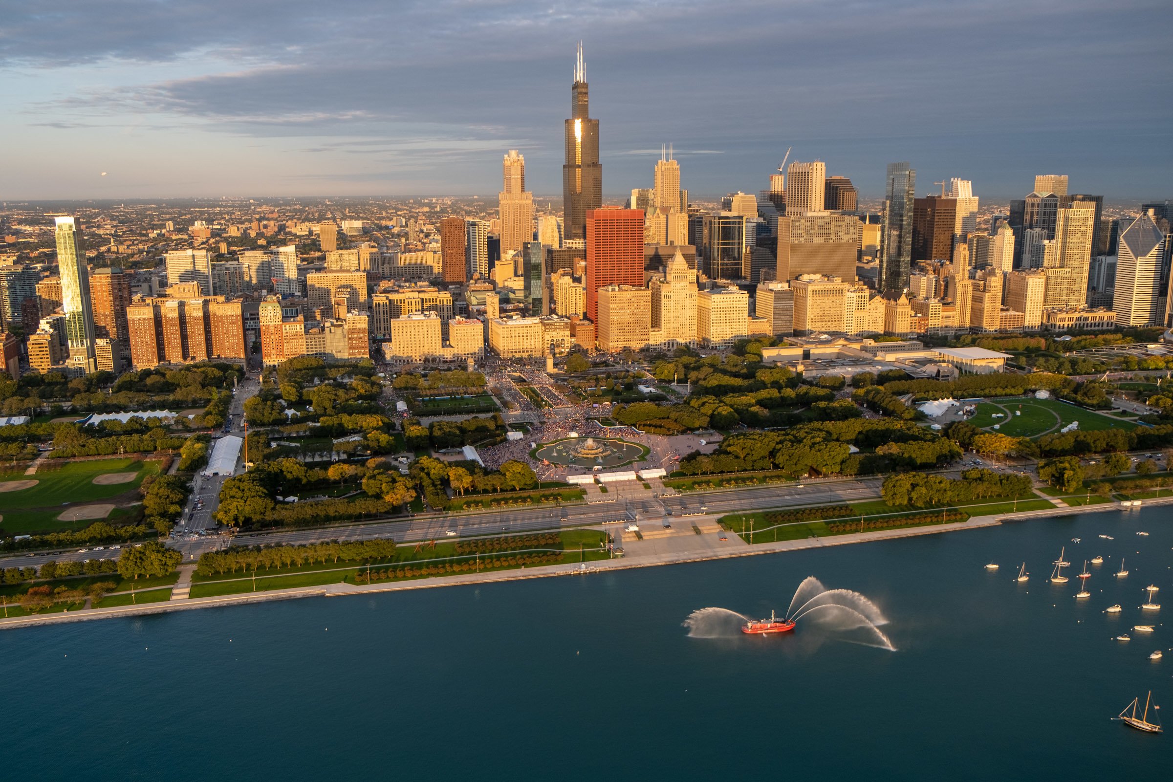 Rosterfy signs Chicago Event Management