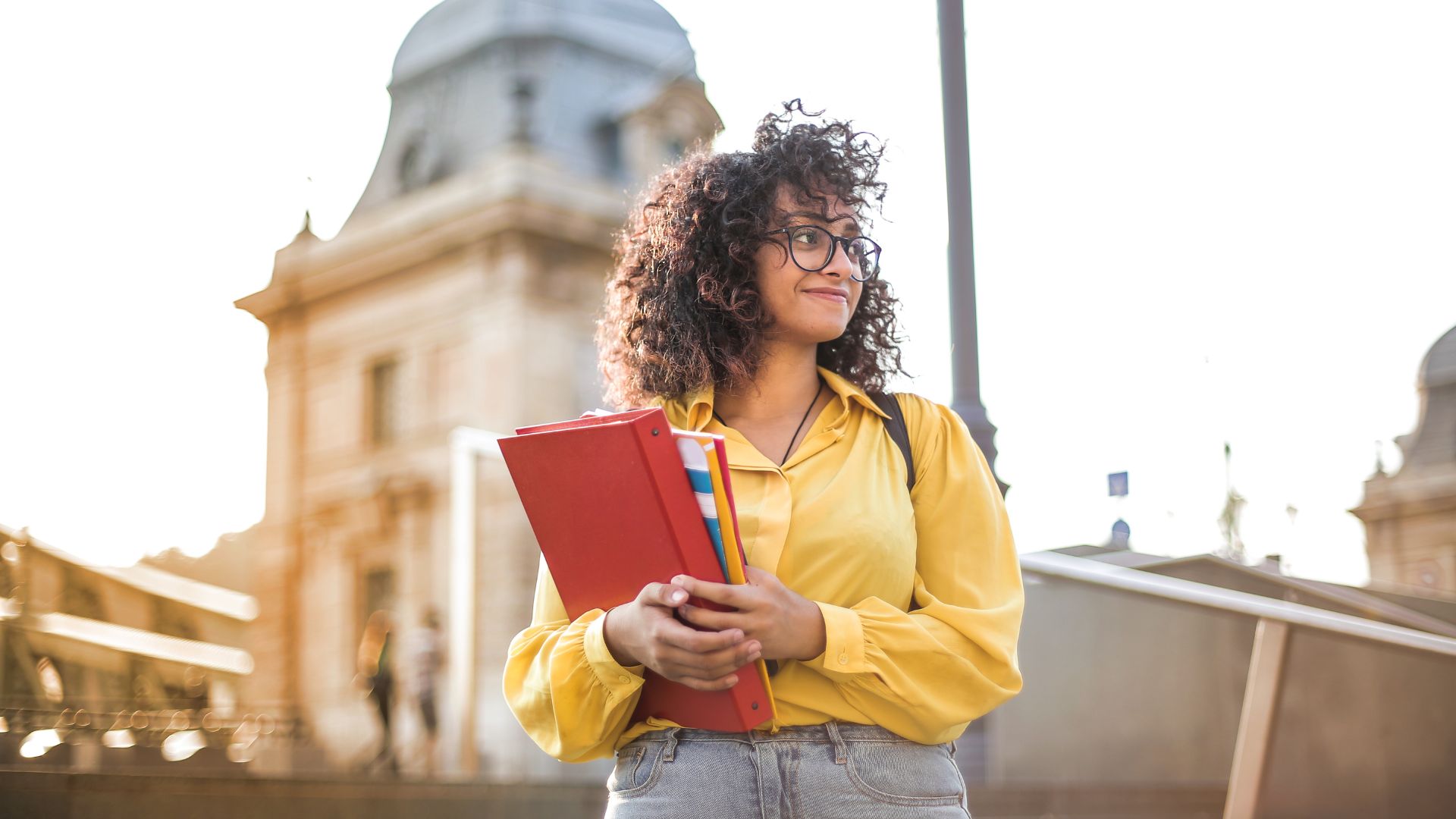 How many volunteer hours should you have for college?