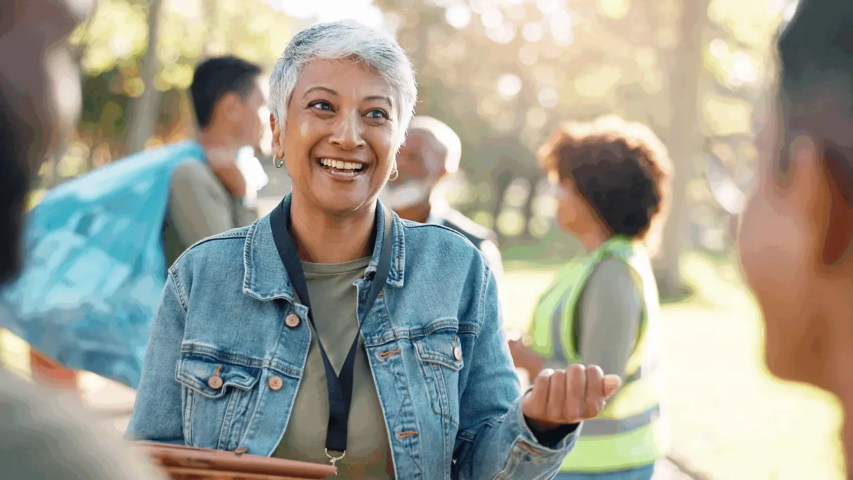 Team leader briefing volunteers outside