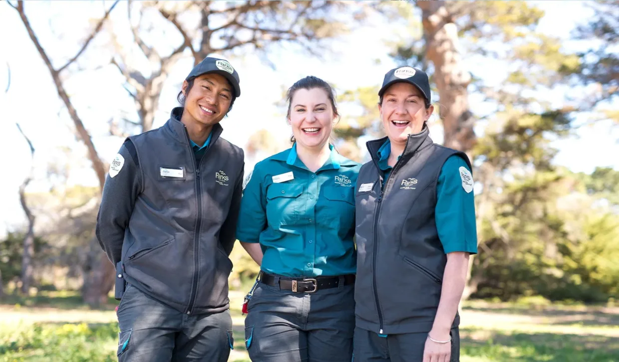 Parks Victoria volunteers