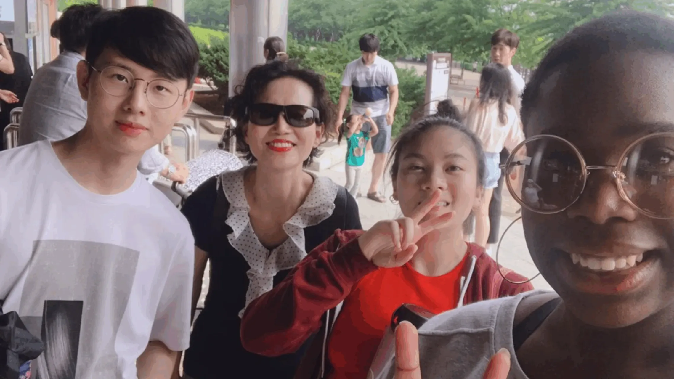 Volunteer group teaching English in South Korea