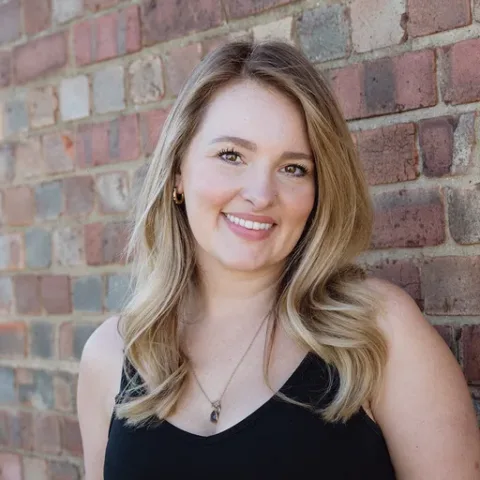 Charlotte Barrett Rosterfy headshot