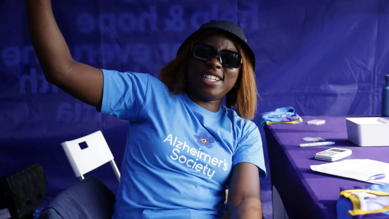 Alzheimer's Society UK volunteer