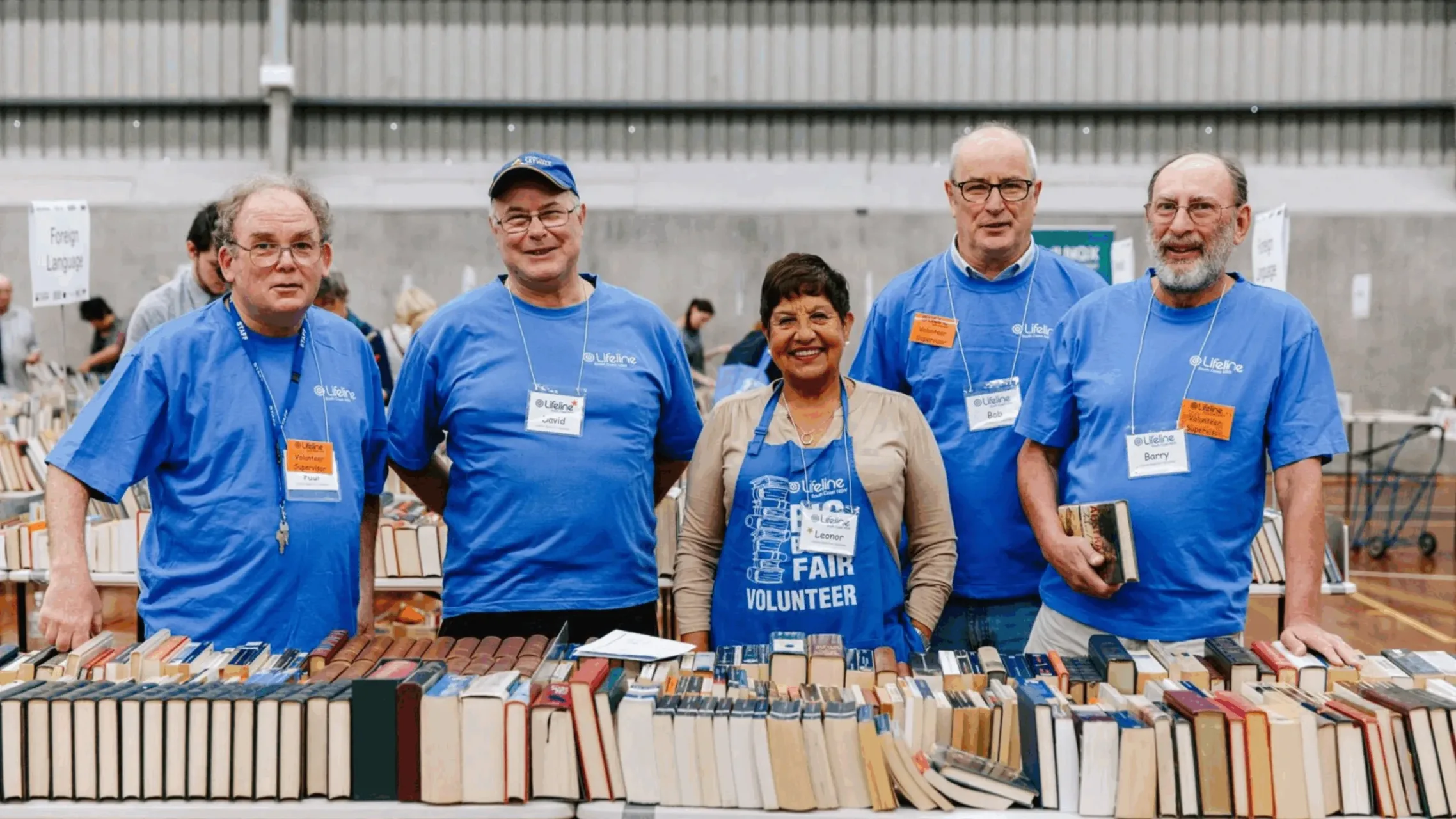 Lifeline Australia volunteers in retail store